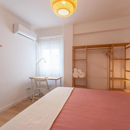 Malaga Lux Oasis - Modern 3Br, Fast Wifi, Smarttvアパートメント エクステリア 写真