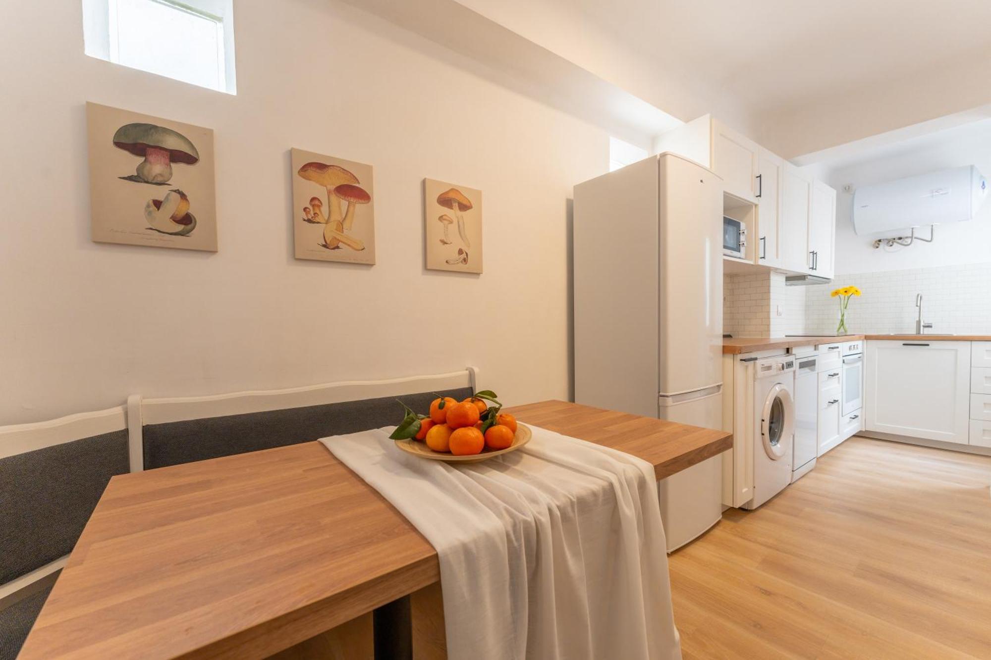 Malaga Lux Oasis - Modern 3Br, Fast Wifi, Smarttvアパートメント エクステリア 写真