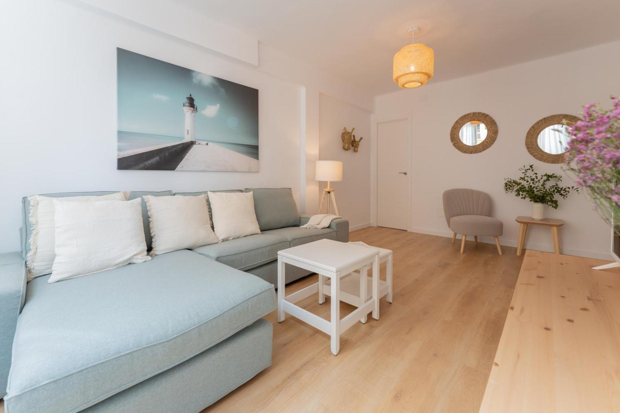 Malaga Lux Oasis - Modern 3Br, Fast Wifi, Smarttvアパートメント エクステリア 写真